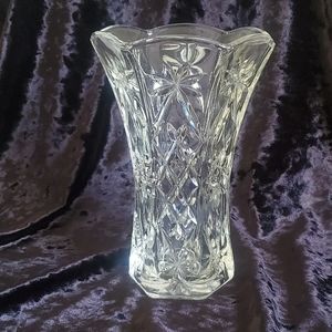 Vintage Anchor Hocking Prescut Clear Glass Vase